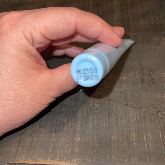 5/$25 glow on 5th Beauty Keep It Handy Chamomile Hand Cream NEW - Picture 3 of 3